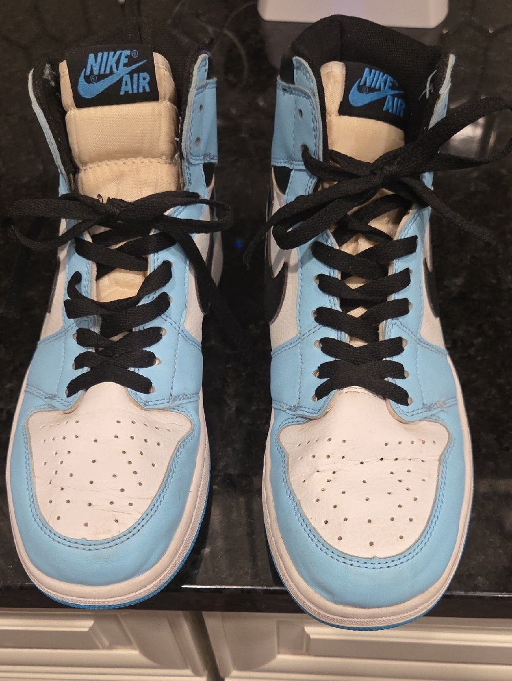 Nike Air Jordan 1 Retro High OG University Blue